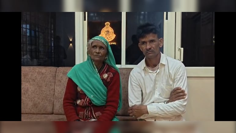 SIR in MP: मंदसौर में SIR अभियान एक परिवार के लिए बना वरदान, 22 वर्ष बाद मां से मिला गुमशुदा बेटा