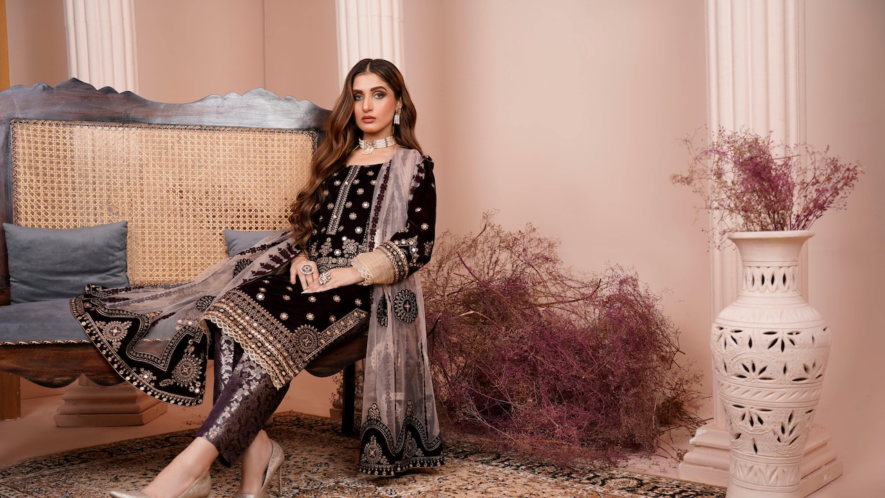 Important things to consider when choosing between palazzos and leggings 