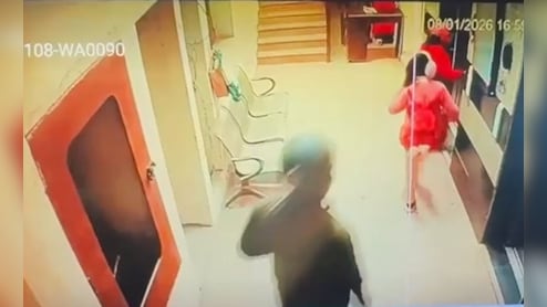 On Camera: Chain Snatching Attempt Inside Lift At Greater Noida High Rise
