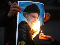 ट्रंप ने ईरान पर हमले का दे दिया सिग्नल! बगावत के बीच 648 की मौत, जानें 10 बड़े अपडेट