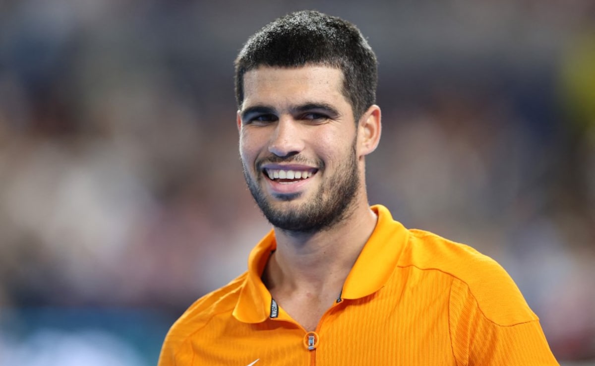 Carlos Alcaraz Beats Jannik Sinner In Sold-Out South Korea Exhibition Match