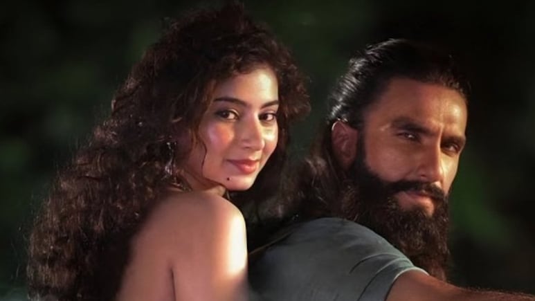 Dhurandhar OTT Release: धुरंधर हुई ओटीटी पर रिलीज, म्यूट डायलॉग और 10 मिनट के कट पर फैंस को आया गुस्सा, बोले- मूड खराब कर दिया