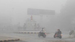 Rajasthan Winter: राजस्थान में हाड़ कंपाने वाली ठंड ने बढ़ाई मुश्किलें, स्कूलों की बढ़ी छुट्टियां, 16 जिलों में जारी डबल अलर्ट
