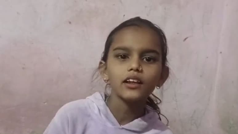 डीएम अंकल ठंड है... सुबह 7 बजे जाना पड़ता है स्कूल, चूरू की मासूम ने लगाई स्कूल बंद करने की गुहार