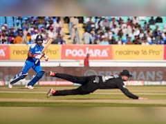 IND vs NZ LIVE Score, 2nd ODI: जडेजा और  केएल राहुल पर जिम्मेदारी, भारत का स्कोर 150 पार