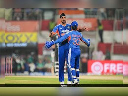 IND vs NAM, T20 World Cup: इतिहास के मुहाने पर अर्शदीप सिंह, रविचंद्रन अश्विन का महारिकॉर्ड होगा ध्वस्त, 4 विकेट लेते ही बनाएंगे नया कीर्तिमान