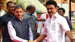 High Drama In Tamil Nadu Assembly, Governor Walks Out Of Assembly