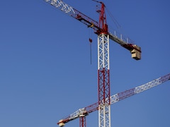 India Property Developer K Raheja Said to Weigh $700 Million IPO