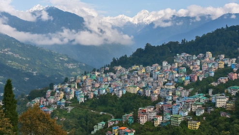 Gangtok Trip On A Budget: How To Explore Sikkim's Capital Under Rs 25,000