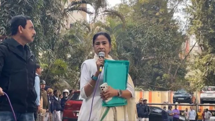 CM ममता बनर्जी का कानून हाथ में लेने का पैटर्न... I-PAC रेड केस में ED की सुप्रीम कोर्ट में दलीलें