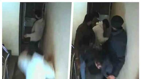 दिल्ली में नग्न कर युवक की पिटाई के बाद माता-पिता का छलका दर्द, कहा- हमें बस इंसाफ चाहिए