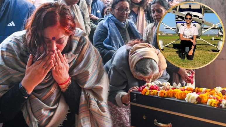 Shambhavi Pathak: आंसू-दर्द और आखिरी दुलार की 10 तस्वीरें, कैप्टन पोती के चरणों में बूढ़ी दादी ने टेक दिया माथा