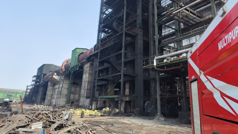 Baloda Bazar: रियल इस्पात एंड एनर्जी प्लांट को नियमों के उल्लंघन पर नोटिस जारी, एक सप्ताह में देना होगा जवाब