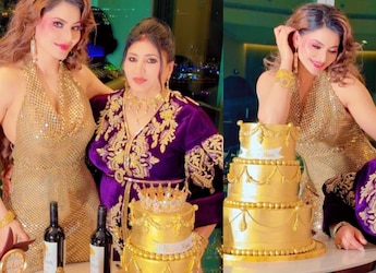 Watch: Urvashi Rautela Celebrates Mom's Birthday With A 24-Carat Gold Cake Watch: Urvashi Rautela Celebrates Mom's Birthday With A 24-Carat Gold Cake