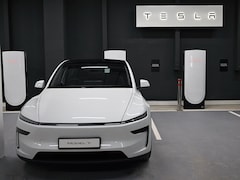 Teslas India Letdown Spurs Discounts on Unsold Model Y SUVs