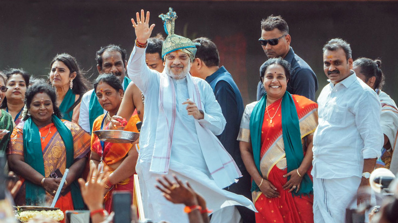 Amit Shah Sounds Poll Bugle In Tamil Nadu: Slams DMK's "Corruption"