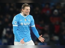 Scott McTominay Inspires Napoli To Draw With Inter Milan Keeping Serie A Title Race Tight