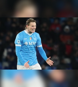 Scott McTominay Inspires Napoli To Draw With Inter Milan Keeping Serie A Title Race Tight