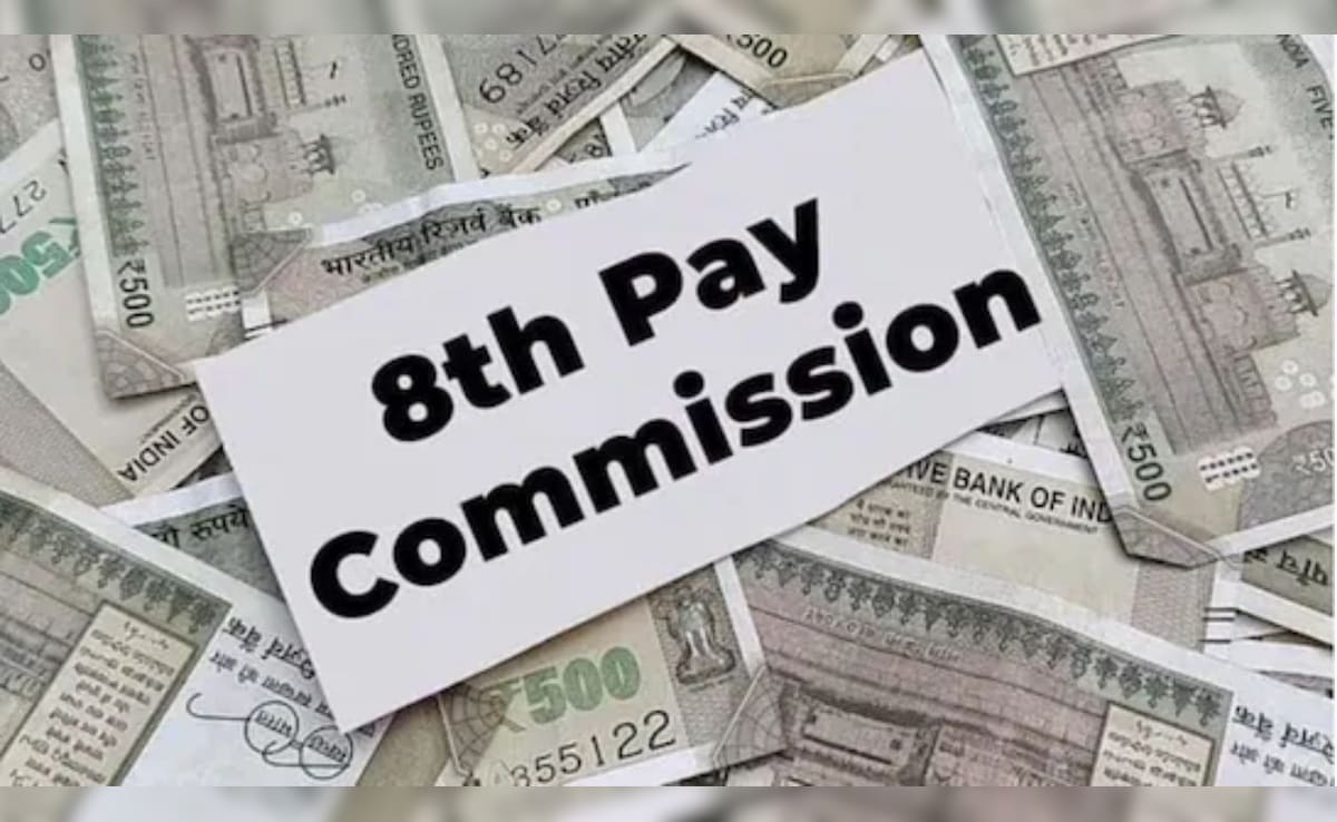 8th Pay Commission: फिटमेंट फैक्टर से ऐसे उछलेगी आपकी सैलरी, जान लें पूरा कैलकुलेशन