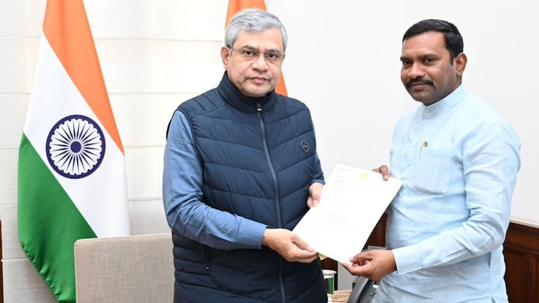 Palghar News: विरार ते वलसाड मार्गावरील प्रवाशांना दिलासा! 'ही' विशेष रेल्वे आता दररोज धावणार