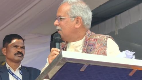 पूर्व सीएम बघेल और SAS अधिकारी का AI वीडियो मामला, महिला आयोग ने लिया स्वतः संज्ञान&nbsp;