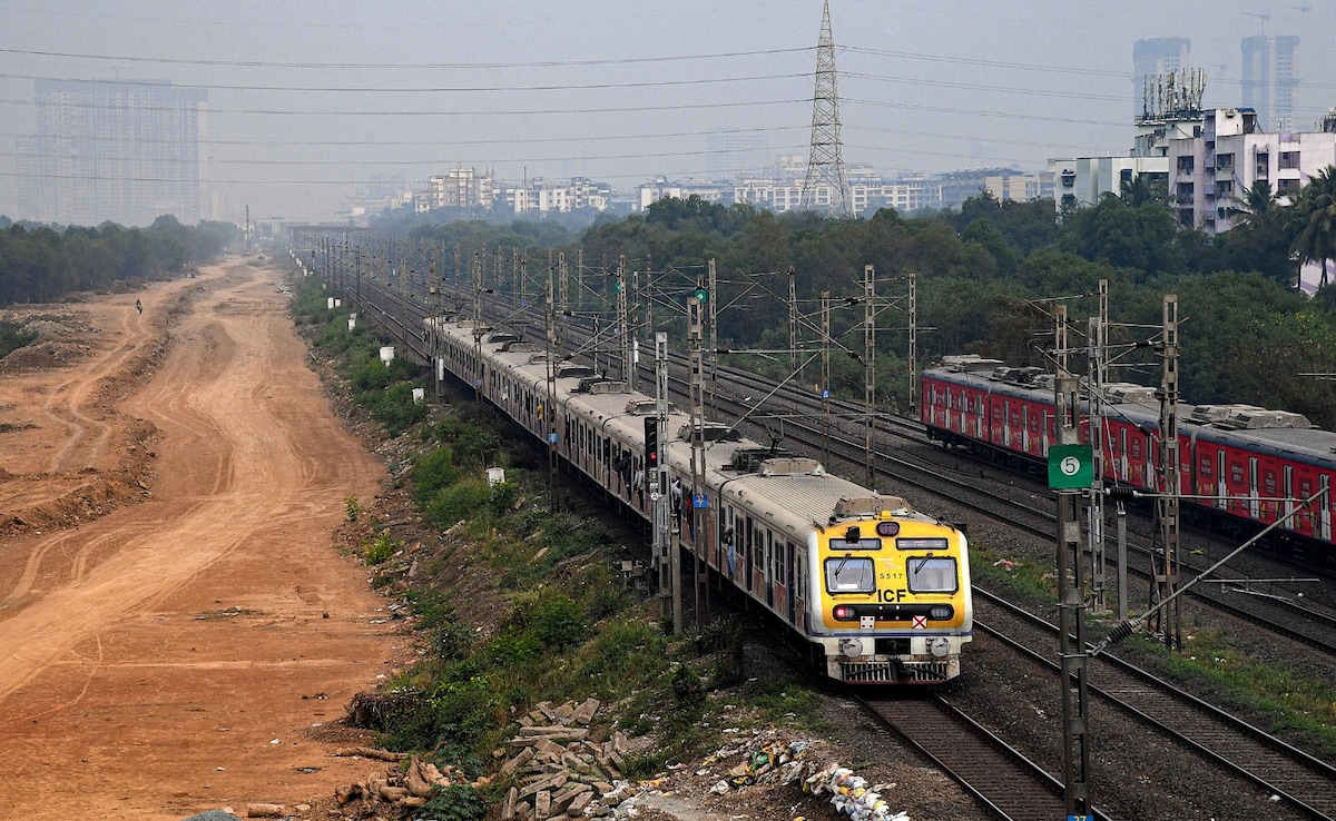 In 2009, Mumbai Teen Died In Train Accident. Family Gets 8 Lakhs Aid In 2026