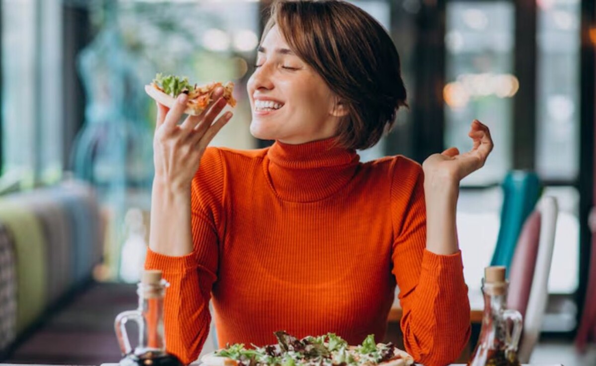 AIIMS Doctor Explains Why Dinner Time Matters More Than Diet