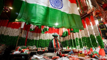 Happy Republic Day 2026: Wishes, Quotes, Messages, Facebook And WhatsApp Status