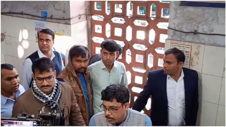 जैसलमेर का 'जासूस' 5 दिन की रिमांड पर, PAK महिला एजेंट के 'हनीट्रैप' में फंसा; WhatsApp चलाने के लिए दिया भारतीय नंबर का OTP