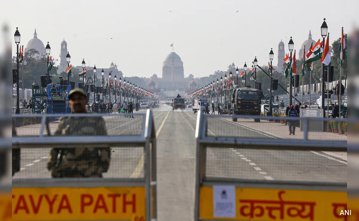PM Modi Greets Nation On 77th Republic Day