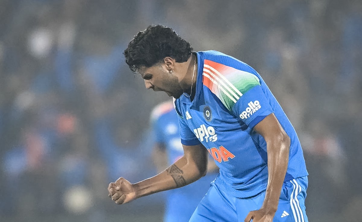 India vs New Zealand LIVE Score, 2nd ODI: Harshit Rana Cleans Up Ex-CSK Star, NZ Go 1 Down In Chase vs India