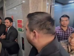 न मुलाकात हुई, न कुछ बात हुई.. जब तेजप्रताप और तेजस्वी आए सामने तो क्या हुआ जानिए