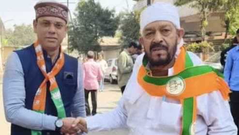 Nagpur News : RSS च्या नागपूरमध्ये भाजपाचा एकमेव मुस्लीम मोहरा ! कोण आहेत कामिल अन्सारी? ज्यांची होतीय चर्चा