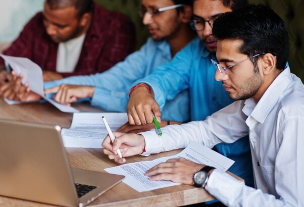 12वीं पास करते ही लग जाएगी सरकारी नौकरी, राज्य सरकार निकालती है ये वैकेंसी