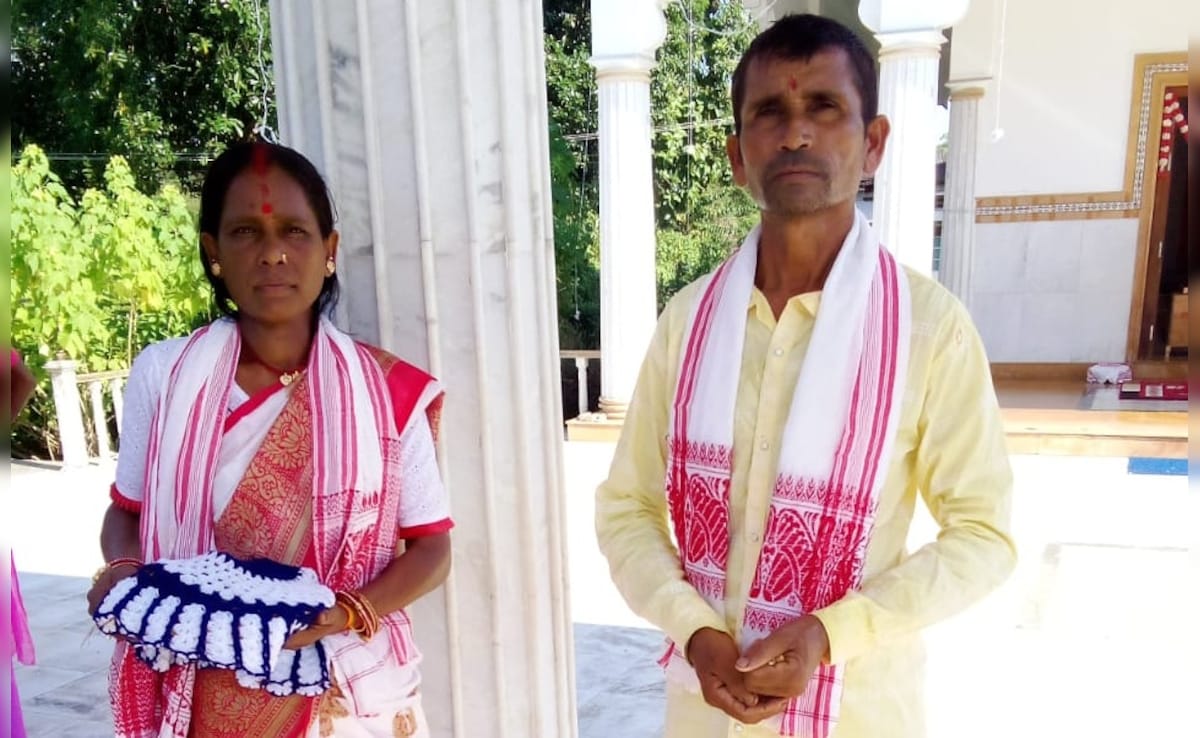 Mortin Pandov and his wife Geeta were attacked by Ranjit Pandov and got injured.