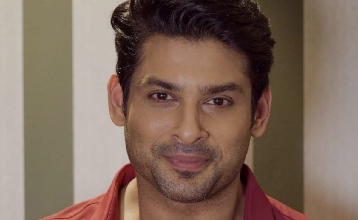 बिग बॉस से इंडियन आइडल के विनर तक, कम उम्र में दुनिया को अलविदा कह गए ये सितारे