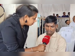 ध्वजारोहण की शान बढ़ाने पहुंचे समर्पण कर चुके 9 हार्डकोर नक्सली, कभी थे गणतंत्र के दुश्मन