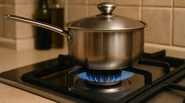 6 Simple Ways To Save Gas While Cooking