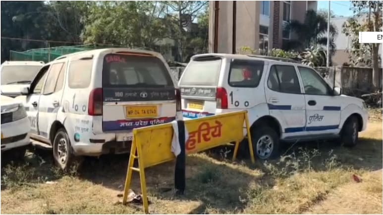 जबलपुर में बिक रहे पुलिस वाहन... सामने खड़े 'महाराज', सोशल मीडिया पर सौदेबाजी; जानें पूरा मामला