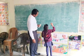 Success Story: रात की चौपाल से स्कूल की क्लास तक... जहां पोस्टिंग वहां किया कमाल, CM मोहन भी इनके कायल, जानें इस IAS अधिकारी की प्रेरणादायक कहानी