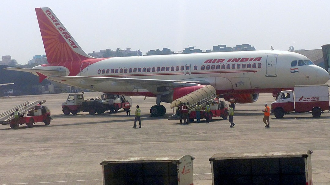 Heavy Snow Forecast In US: Air India Cancels New York, Newark Services On Jan. 25 And 26