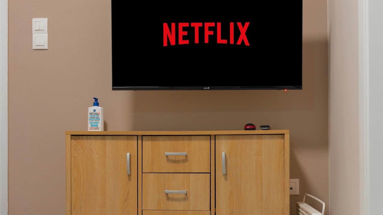 Upgrading Your Home Entertainment? Samsung TV Deals This Amazon Republic Day Sale Upgrading Your Home Entertainment? Samsung TV Deals This Amazon Republic Day Sale