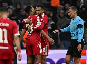 Liverpool Cruise As Bayern Munich Reach Champions League Last 16