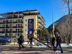 Trump Brings Greenland Fight to Davos and Calls Europe's Bluff