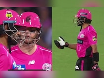 Watch: Steve Smith Denies Single To Babar Azam, Then Smashes 4 Sixes In A Row During BBL Match