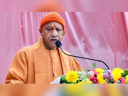 अब कर्फ्यू नहीं, अब दंगा नहीं, अब यूपी में सब चंगा है... CM योगी