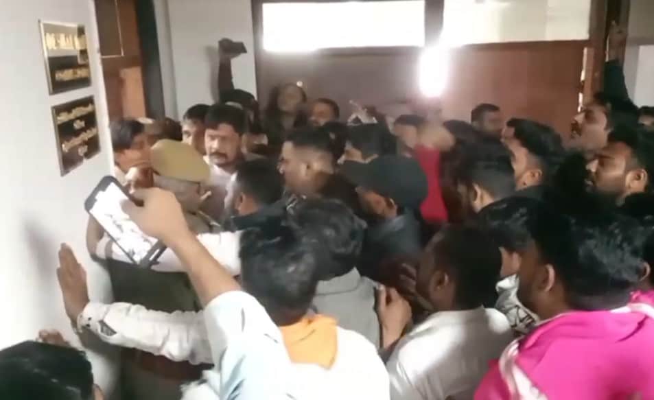 Latest and Breaking News on NDTV Latest and Breaking News on NDTV