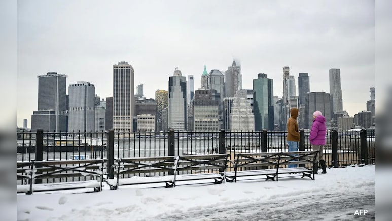 Bitter Cold Grips Eastern US As Winter Storm Deaths Rise, Power Outages Linger
