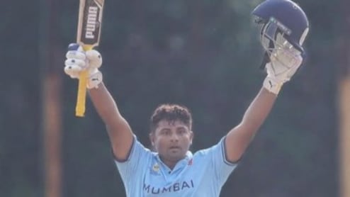 सरफराज खान ने रचा इतिहास, पहले भारतीय बने, पिछले 51 साल में कोई नहीं कर सका था