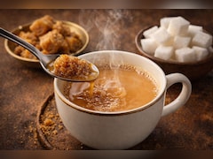 चाय में गुड़ डालना क्या वाकई चीनी से बेहतर, एक्सपर्ट ने क्या कहा? सच्चाई जानकर टूट जाएगा आपका भ्रम